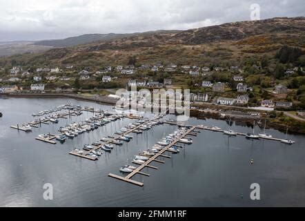 Tarbert Loch Fyne Kintyre Scotland Village With Fishing Harbour Stock