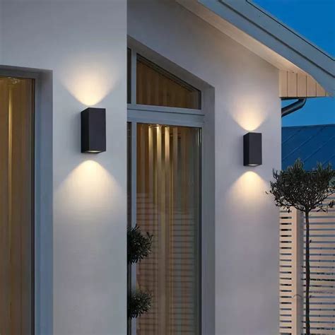 Aplica Led Perete De Exterior Iluminare Sus Si Jos X W Cob Lumina