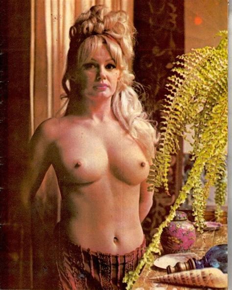 Mamie Van Doren Nude