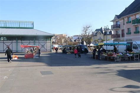 Coronavirus Les Amis du marché de Dinard sont dans lincompréhension