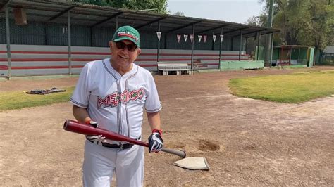 Ya Estoy Poni Ndome En Forma Presume Amlo Mientras Juega Beisbol