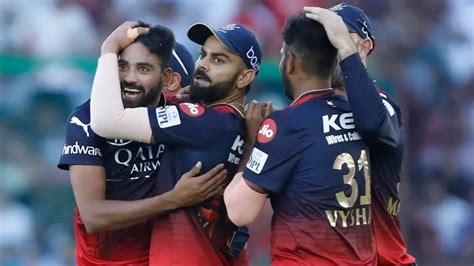 Rcb कैसे Ipl 2023 के प्लेऑफ में पक्की कर सकती है अपनी जगह आसानी से समझिए यहां How Can Rcb