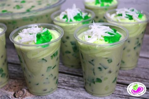 Buko Pandan Sago't Gulaman Recipe | How to make Buko Pandan Salad Drink ...