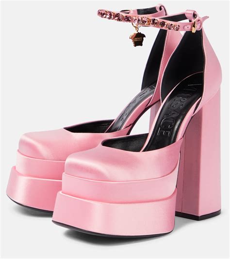 Medusa Aevitas Satin Platform Pumps In Pink Versace Mytheresa