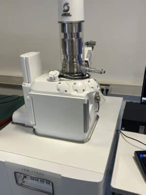 Jeol Jsm It Intouchscope Scanning Electron Microscope Labmakelaar