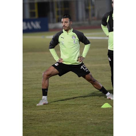 صور إسلام جابر من مدرجات الأهلى إلى لاعب فى الزمالك اليوم السابع