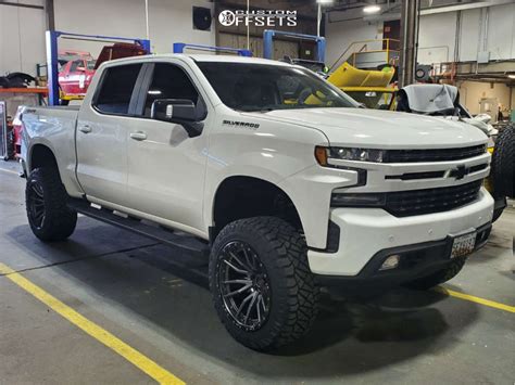 Chevrolet Silverado With X Fuel Rebel And