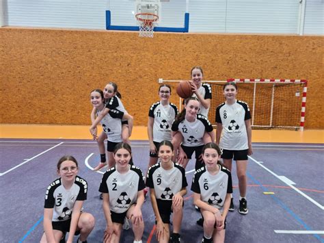 Trisports Benjamines Ensemble Scolaire Carlo Acutis Montaigu Vend E