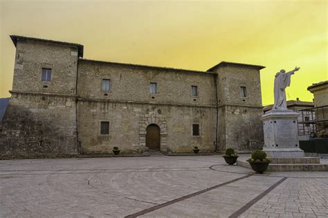 Norcia Un Viaggio Tra Storia Gastronomia E Natura Incantevole