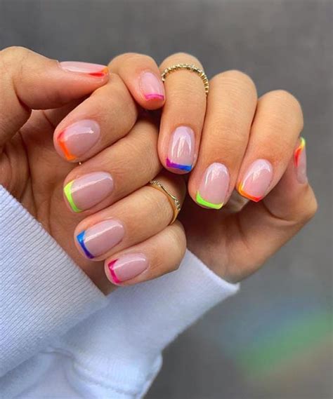 50 Colored French Tip Nail Designs 2024 Tailoringinhindi