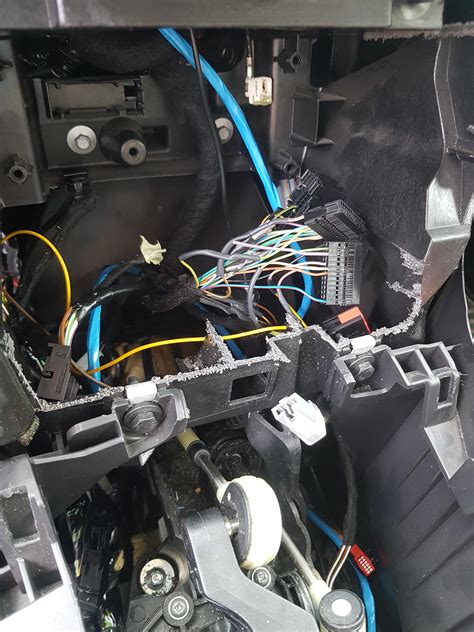 HOW TO Retrofit Genuine Parking Sensors To MK3 MK3 5 Focus Page 9