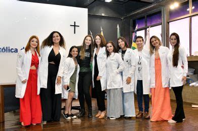 Curso de Biomedicina reúne alunos e familiares para a cerimônia do