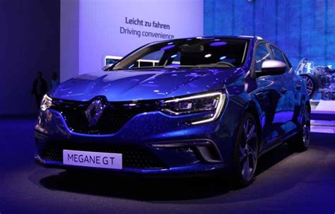 La Renault M Gane Iv D Fie La Volkswagen Golf Au Salon De Francfort