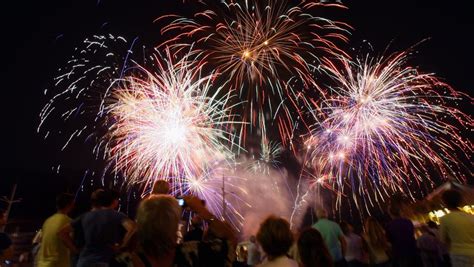 F Te Nationale O Voir Les Feux Dartifice Du Et Juillet Dans