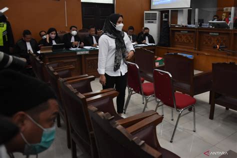 Sidang Pemeriksaan Saksi Terdakwa Ferdi Sambo Dan Putri Candrawathi