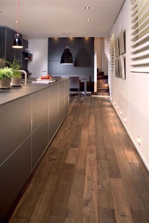 19 revêtements de sols pour une cuisine au top Natural Wood Flooring