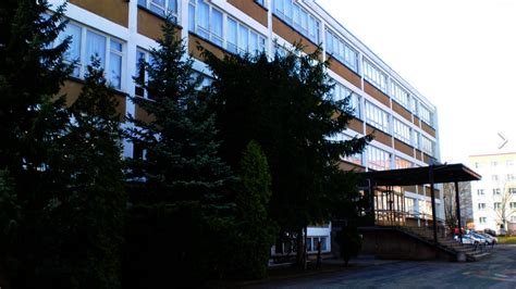 Sanierung Der Adam Ries Schule Zwickau Bei Laufendem Betrieb Radio