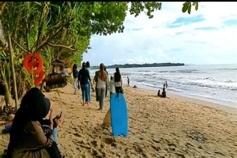 Pantai Pandan Carita Perpaduan Keindahan Alam Dan Panorama Lautan