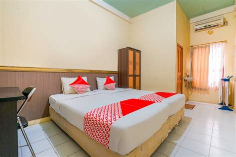 OYO Life 2502 Syariah Triantama Kost OYO Living Palembang Book