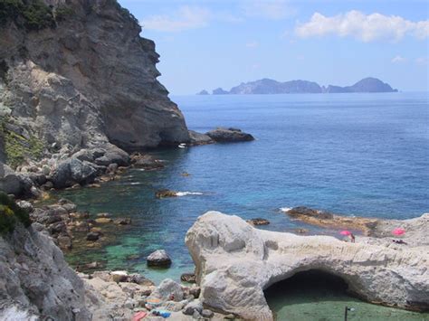 Le 12 più belle spiagge di Ponza