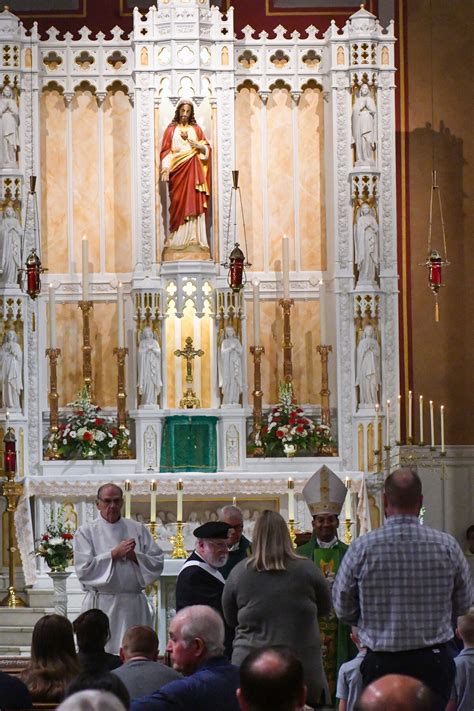 Visitors To Sacred Heart Churches Can Gain Plenary Indulgence