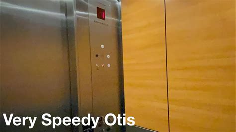 Fast Otis Traction Elevators 2 MKE Airport Baggage Claim In