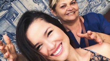 Juliette Freire celebra aniversário da mãe declaração Você é a