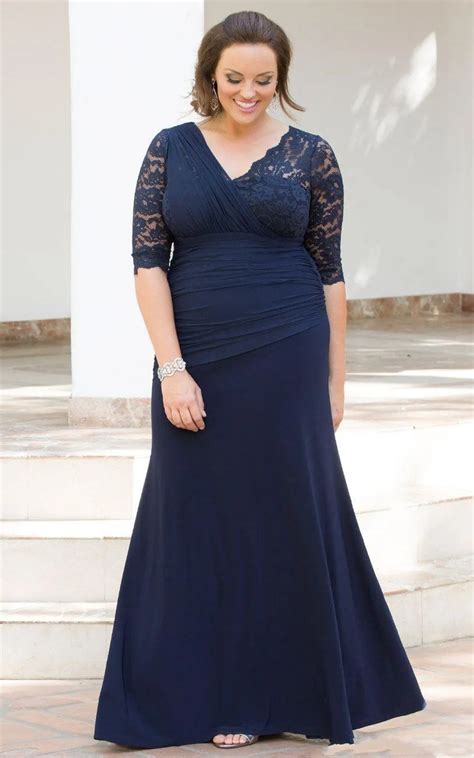 Elegant Plus Size Navy Blue Lace Evening Dresses With Half Sleeves V Neck Evening Gowns Mermaid