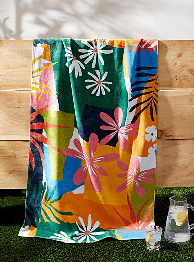 Floral Collage Beach Towel 84 X 160 Cm Simons Maison Bath Sheets