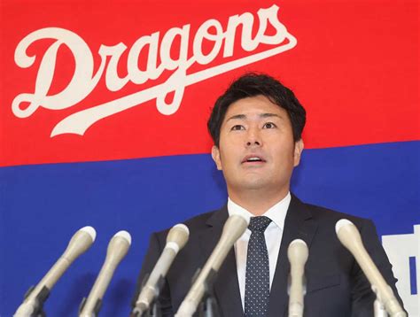 ＜中日契約更改＞2000万円増で契約更改し、来季への意気込みを語る木下（撮影・椎名 航） ― スポニチ Sponichi Annex 野球