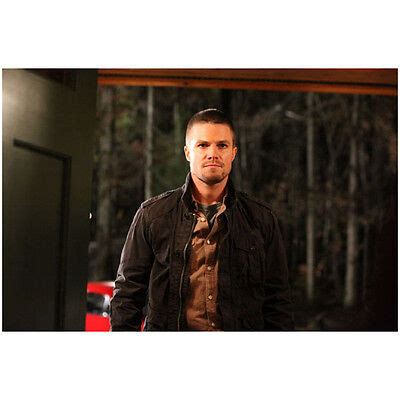 The Vampire Diaries Stephen Amell as Brady Entering House 8 x 10 inch ...