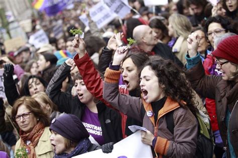 8m La Primera Huelga Feminista De La Historia Así Las Cosas W Radio Mexico