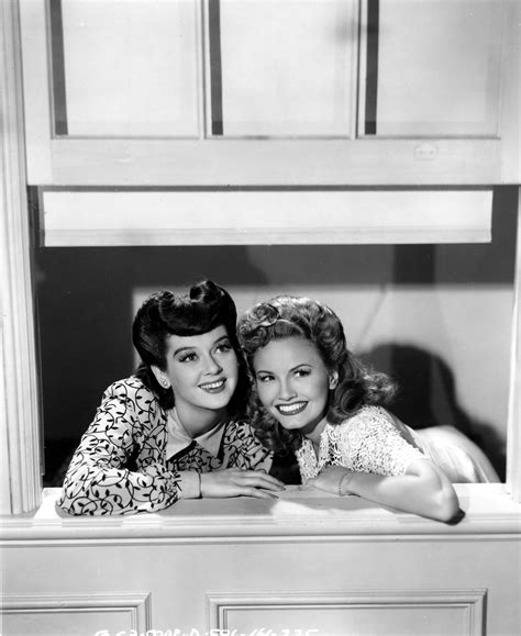 Rosalind Russell And Janet Blair My Sister Eileen Rosalind Russell American Actress Actresses