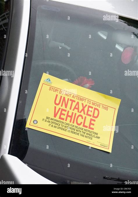 Untaxed Vehicle Dvla Sticker Hi Res Stock Photography And Images Alamy