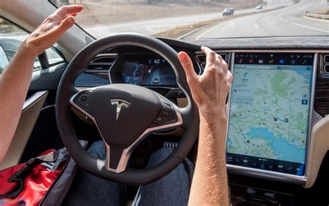 Автопилот Tesla стал в два раза доступнее благодаря снижению стоимости