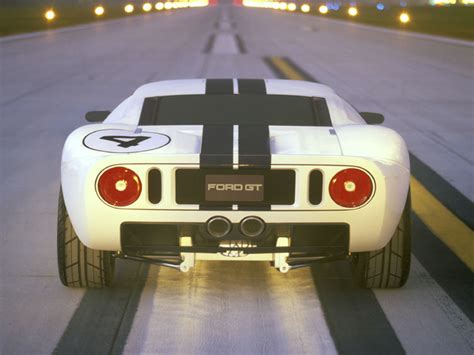 2005 Ford GT - Specs, Prices, MPG, Reviews & Photos | Cars.com