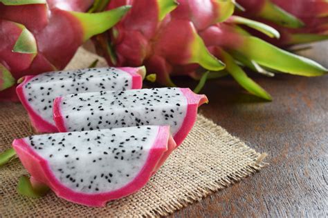 What Does Dragon Fruit Taste Like Fanatically Food