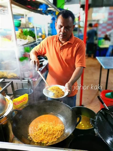 Mie Aceh @ Mie Aceh Seven One in Batam Indonesia (Warung Aceh Cirasa ...