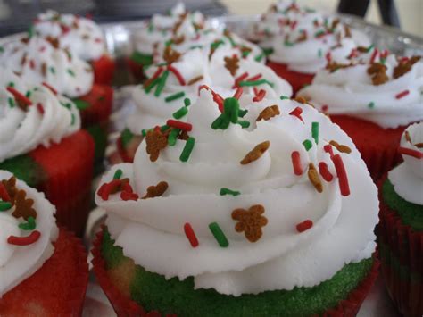 Naked Cupcakes Ultimate Christmas Cupcakes