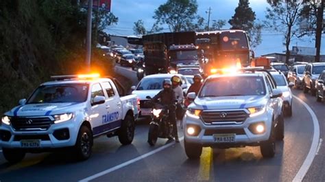 Quito 10 Días Sin Accidentes De Tránsito En La Avenida Simón Bolívar