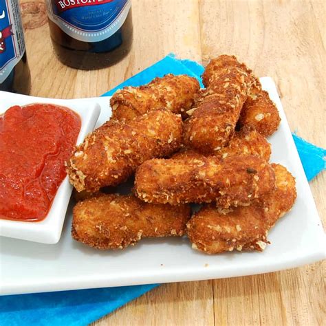 Homemade Fried Mozzarella Sticks Recipe Sweet Pea S Kitchen