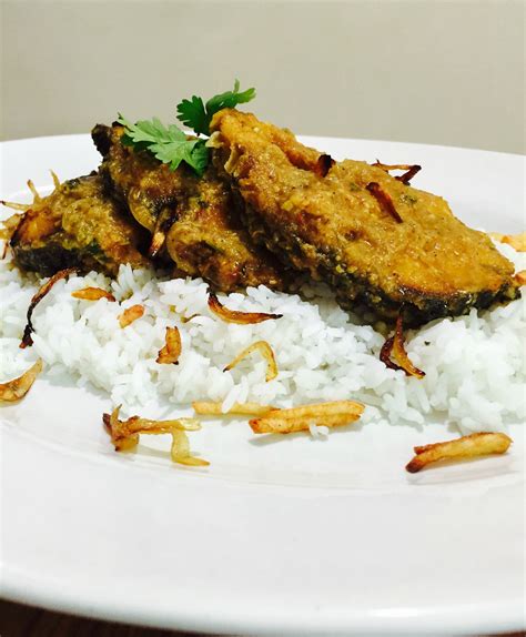 Bengali Fish Curry Maacher Kalia Jhol Recipe