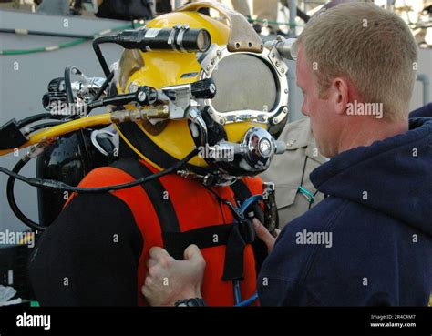 Us Navy Sonar Technician Surface 3rd Class Is Suited For His Master