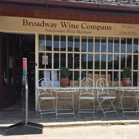 Food Drinks Grocery And Specialist Shops In Broadway Worcestershire