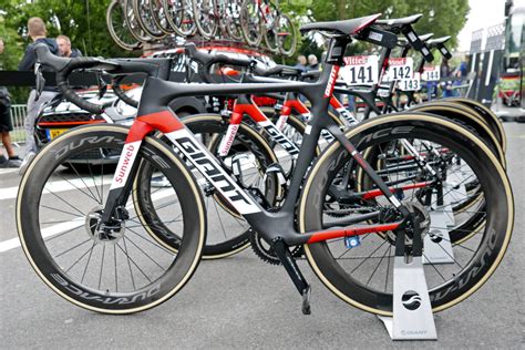 Spotted Giant Propel Disc Prototype Aero Road Bike Raced At Tour De