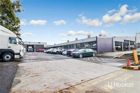 Factory Warehouse And Industrial Property Leased In South Windsor Nsw