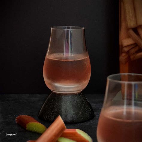 Homemade Rhubarb Gin Recipe With Ginger If You Like