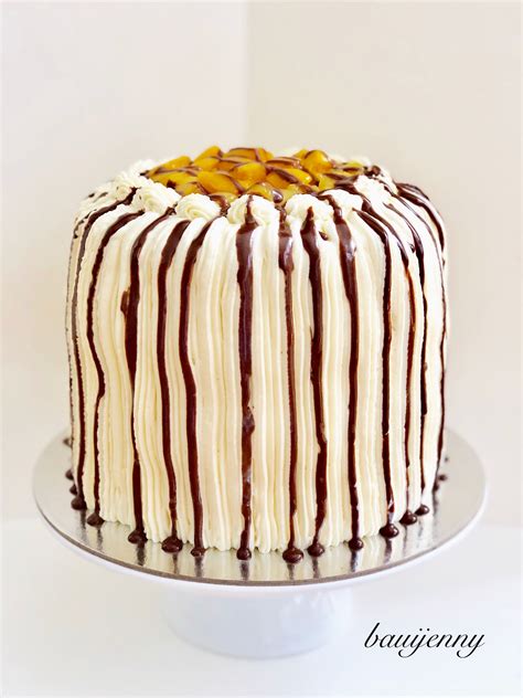 Mango Bravo (Mango Meringue Mousse Cake)