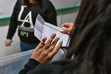 Boric y Sichel ganaron las elecciones primarias en Los Ríos