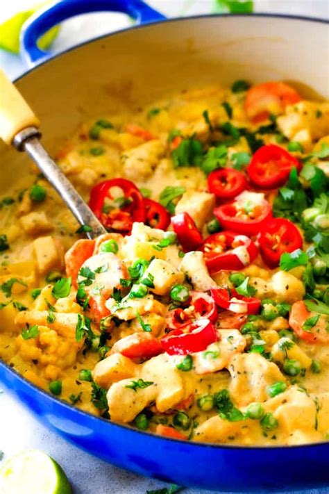 Thai Yellow Curry Chicken With Potatoes Cauliflower And Peas